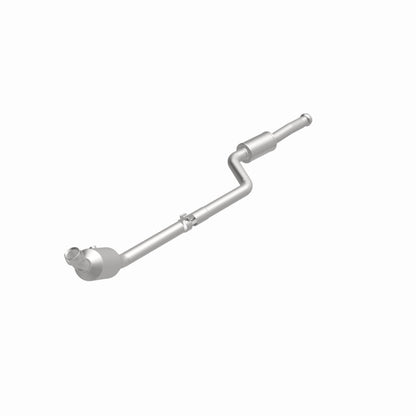 MagnaFlow Mercedes-Benz C300 OEM Grade Federal / EPA Compliant Direct-Fit Catalytic Converter 21-497 360 Degree Image Set
