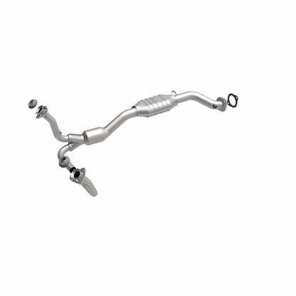 MagnaFlow Chevrolet Blazer HM Grade Federal / EPA Compliant Direct-Fit Catalytic Converter 24898 360 Degree Image Set
