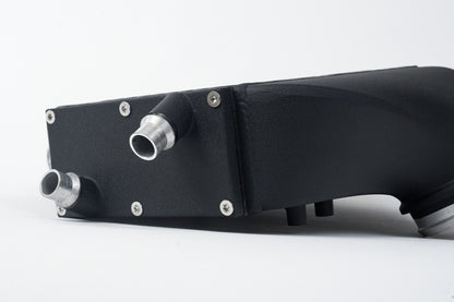 CSF 2014+ BMW M3/M4 (F8X) Top Mount Charge-Air-Cooler - Crinkle Black 8082 8082 Photo - Close Up