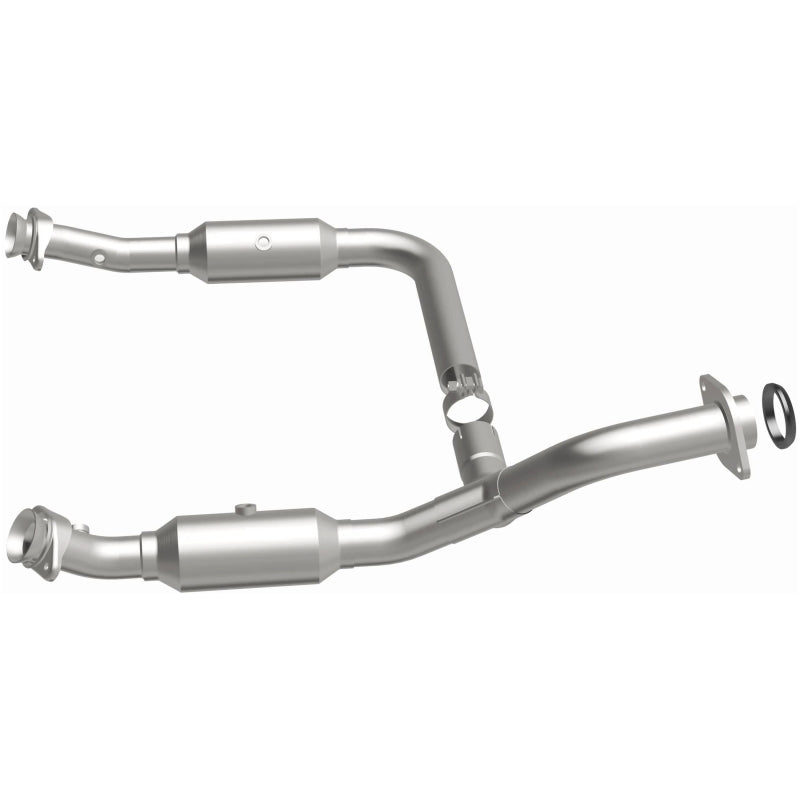 MagnaFlow OEM Grade Federal / EPA Compliant Direct-Fit Catalytic Converter 49672 Photo - out of package