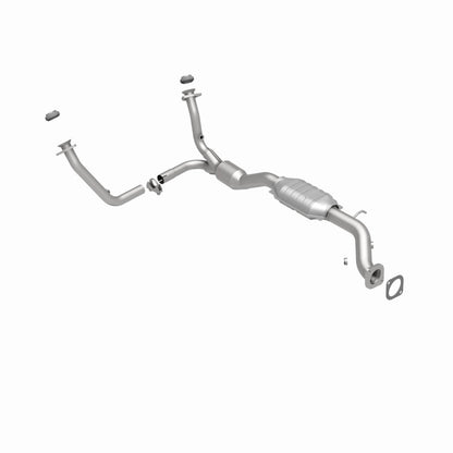 MagnaFlow Chevrolet Blazer HM Grade Federal / EPA Compliant Direct-Fit Catalytic Converter 24898 360 Degree Image Set