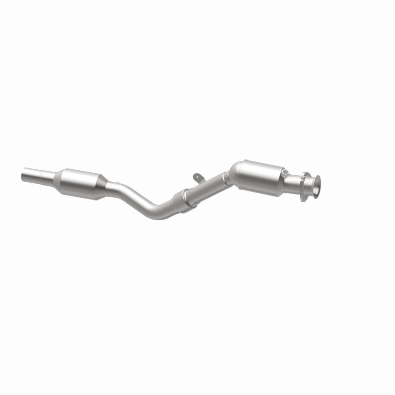 MagnaFlow Audi S4 OEM Grade Federal / EPA Compliant Direct-Fit Catalytic Converter 49872 360 Degree Image Set