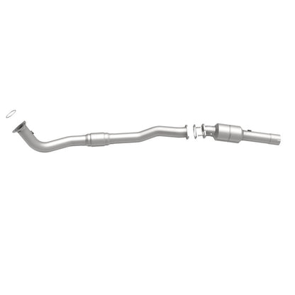 MagnaFlow California Grade CARB Compliant Direct-Fit Catalytic Converter 447282 360 Degree Image Set