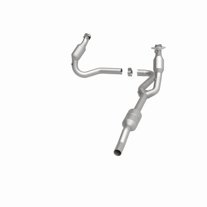 MagnaFlow Dodge Ram 1500 OEM Grade Federal / EPA Compliant Direct-Fit Catalytic Converter 49554 360 Degree Image Set