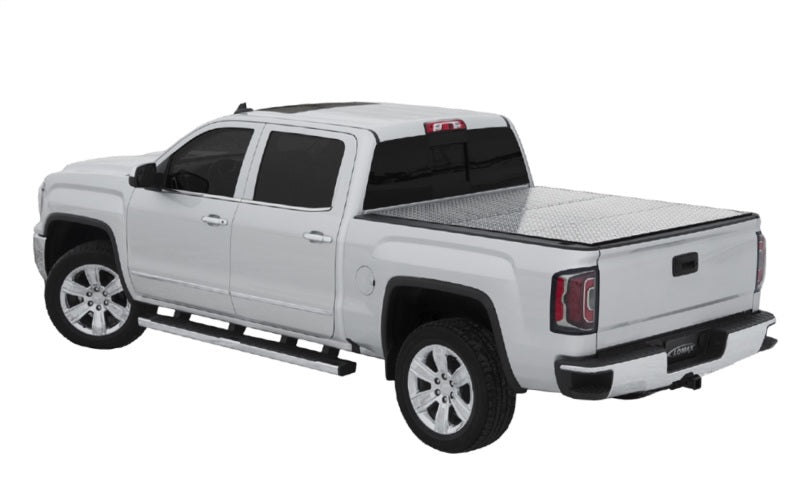 Access LOMAX Professional Series Tri-Fold Cover 17-19 Nissan Titan 5ft 6in Bed B0030019 B0030019 Photo - Primary