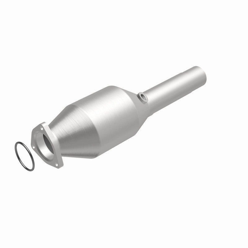 MagnaFlow Volkswagen California Grade CARB Compliant Direct-Fit Catalytic Converter 4481957 360 Degree Image Set