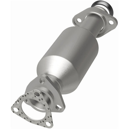 MagnaFlow Standard Grade Federal / EPA Compliant Direct-Fit Catalytic Converter 22635 Photo - out of package