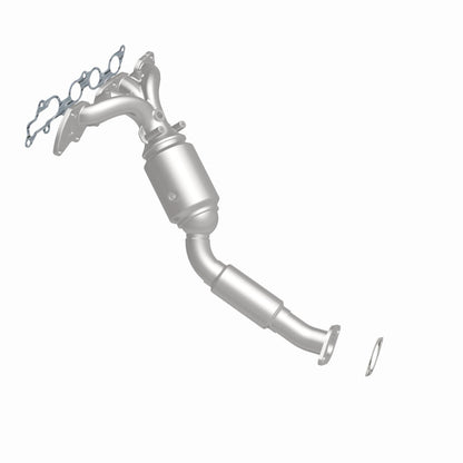 MagnaFlow Ford Focus California Grade CARB Compliant Manifold Catalytic Converter 5531052 360 Degree Image Set