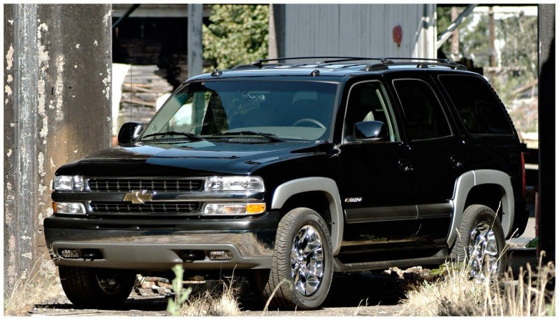 Bushwacker 00-06 Chevy Tahoe OE Style Flares 4pc 4-Door - Black 40910-02 40910-02 Photo - Mounted