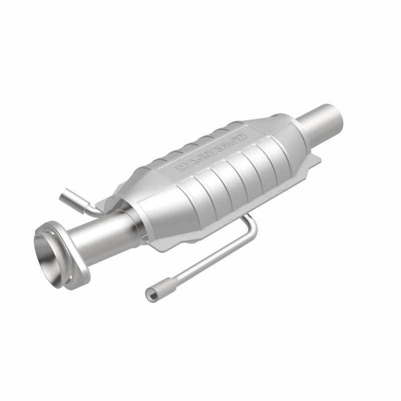 MagnaFlow Standard Grade Federal / EPA Compliant Direct-Fit Catalytic Converter 23349 360 Degree Image Set
