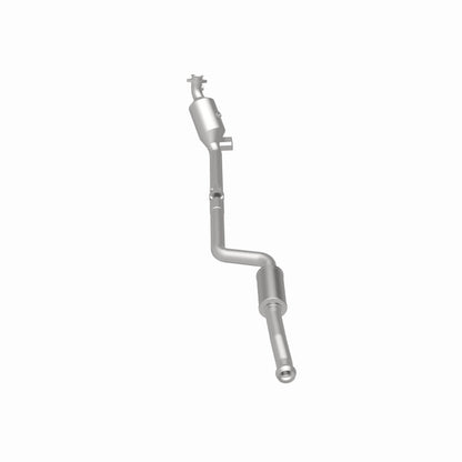 MagnaFlow Mercedes-Benz C300 OEM Grade Federal / EPA Compliant Direct-Fit Catalytic Converter 21-497 360 Degree Image Set