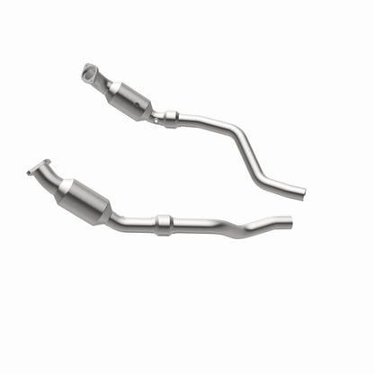 MagnaFlow Standard Grade Federal / EPA Compliant Direct-Fit Catalytic Converter 16421 360 Degree Image Set