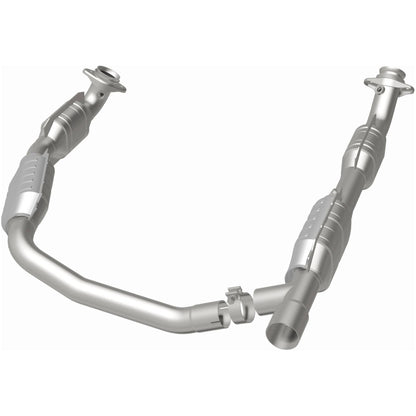 MagnaFlow Ford HM Grade Federal / EPA Compliant Direct-Fit Catalytic Converter 93167 Photo - out of package