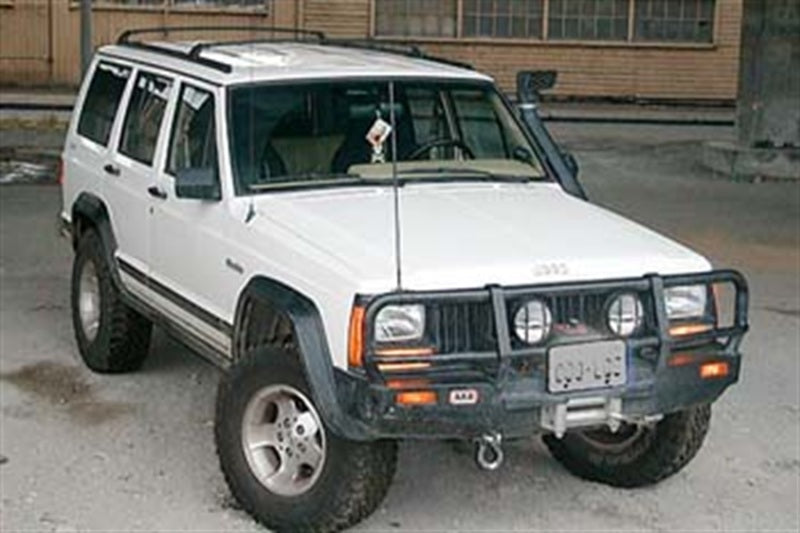 ARB Winchbar Suit Srs Jeep Xj Cherokee 84-96 3450010 3450010 Photo - lifestyle view