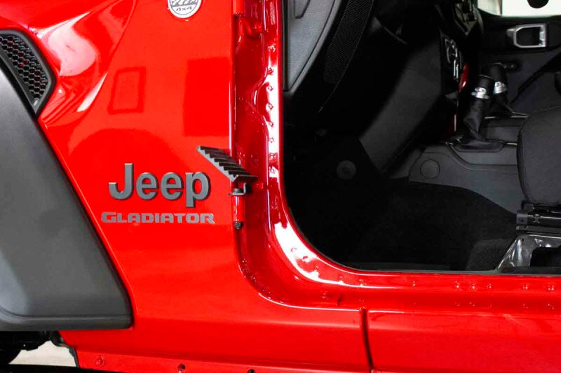 Fishbone Offroad 2018+ Jeep Wrangler JL / 2020+ Gladiator JT Foot Peg Set - Black FB21082 FB21082 Photo - lifestyle view