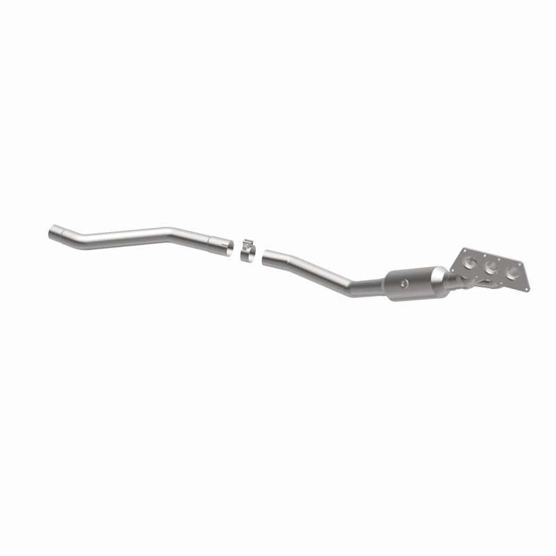 MagnaFlow Mercedes-Benz OEM Grade Federal / EPA Compliant Manifold Catalytic Converter 22-066 360 Degree Image Set
