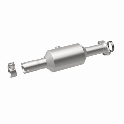 MagnaFlow California Grade CARB Compliant Direct-Fit Catalytic Converter 5561517 360 Degree Image Set