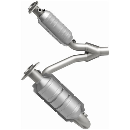 MagnaFlow OEM Grade Federal / EPA Compliant Direct-Fit Catalytic Converter 49462 Photo - out of package