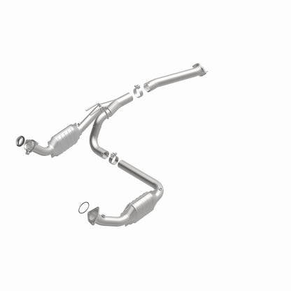 MagnaFlow OEM Grade Federal / EPA Compliant Direct-Fit Catalytic Converter 51092 360 Degree Image Set