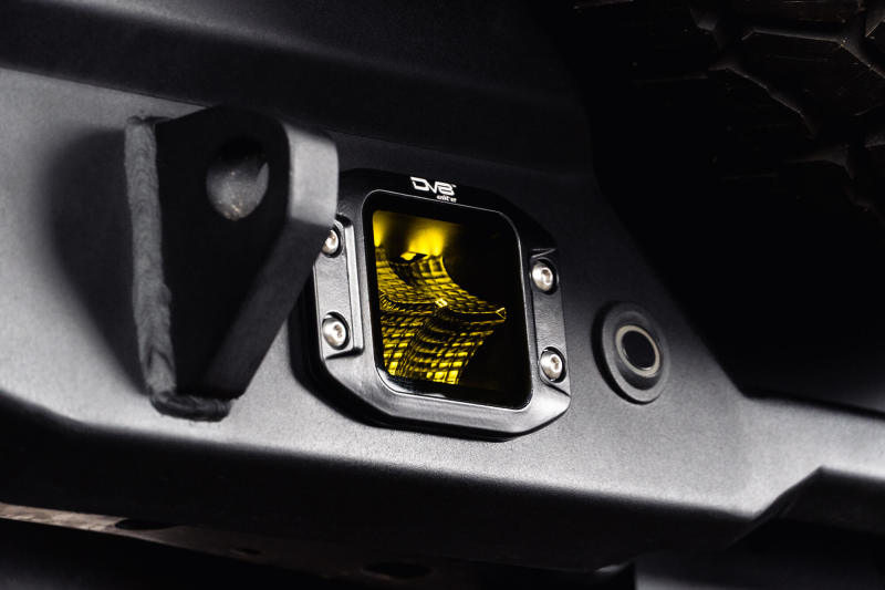 DV8 Offroad DV8 3-Inch Elite Series LED Amber Flush Mount Pod Light BE3FMW40W-A BE3FMW40W-A Photo - Unmounted