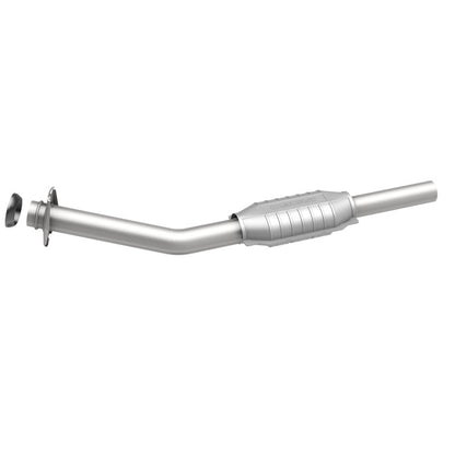 MagnaFlow Standard Grade Federal / EPA Compliant Direct-Fit Catalytic Converter 23272 360 Degree Image Set