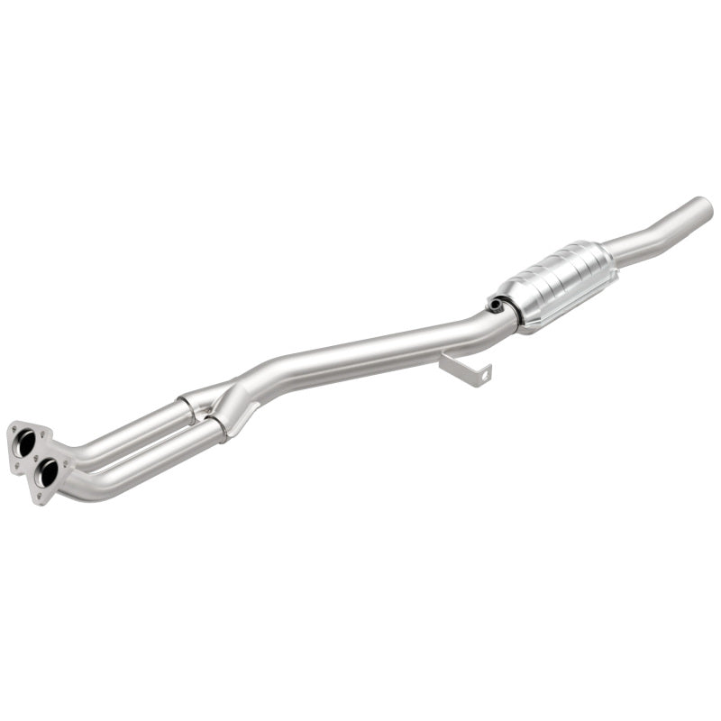 MagnaFlow BMW Standard Grade Federal / EPA Compliant Direct-Fit Catalytic Converter 93685 Photo - Primary