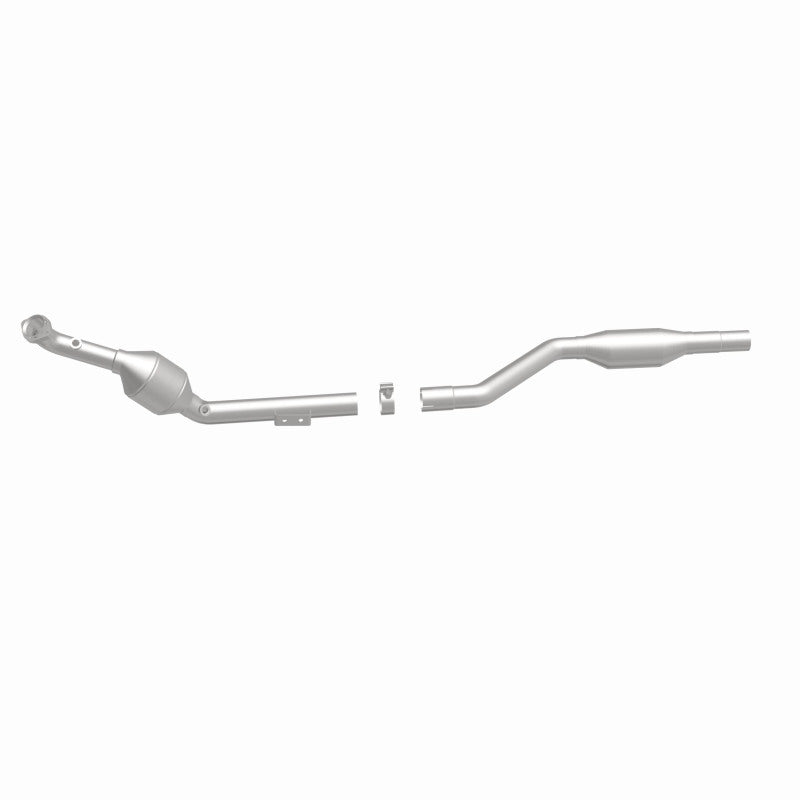 MagnaFlow Mercedes-Benz California Grade CARB Compliant Direct-Fit Catalytic Converter 454043 360 Degree Image Set