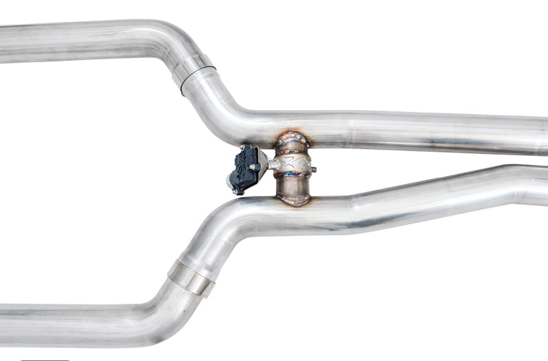 AWE Tuning Mercedes-Benz W213 AMG E63/S Sedan/Wagon SwitchPath Exhaust System - for DPE Cars 3025-31044 3025-31044 Photo - out of package