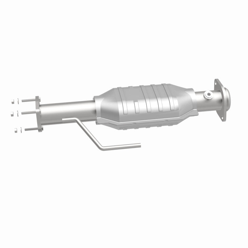 MagnaFlow Jeep Wrangler HM Grade Federal / EPA Compliant Direct-Fit Catalytic Converter 23297 360 Degree Image Set