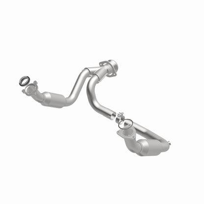 MagnaFlow California Grade CARB Compliant Direct-Fit Catalytic Converter 5451631 360 Degree Image Set