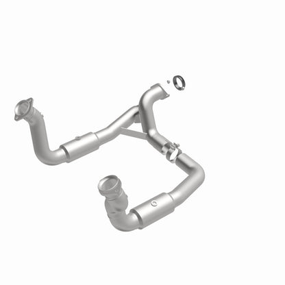 MagnaFlow Ford California Grade CARB Compliant Direct-Fit Catalytic Converter 5551297 360 Degree Image Set