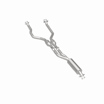MagnaFlow Lexus IS250 OEM Grade Federal / EPA Compliant Direct-Fit Catalytic Converter 21-071 360 Degree Image Set