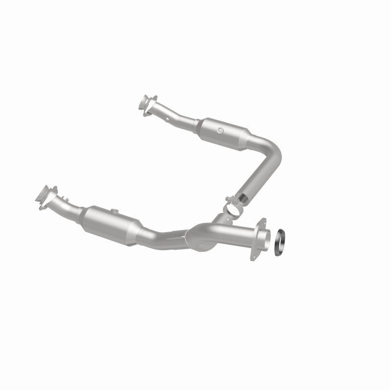 MagnaFlow OEM Grade Federal / EPA Compliant Direct-Fit Catalytic Converter 49672 360 Degree Image Set