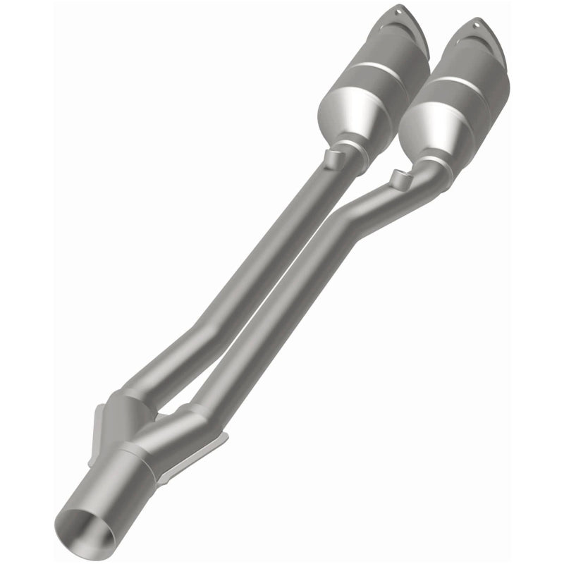 MagnaFlow HM Grade Federal / EPA Compliant Direct-Fit Catalytic Converter 24157 Photo - out of package