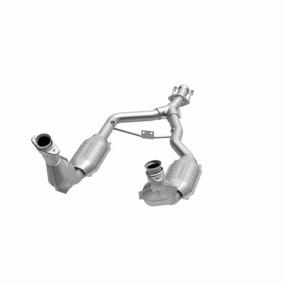 MagnaFlow Ford Mustang HM Grade Federal / EPA Compliant Direct-Fit Catalytic Converter 93344 360 Degree Image Set