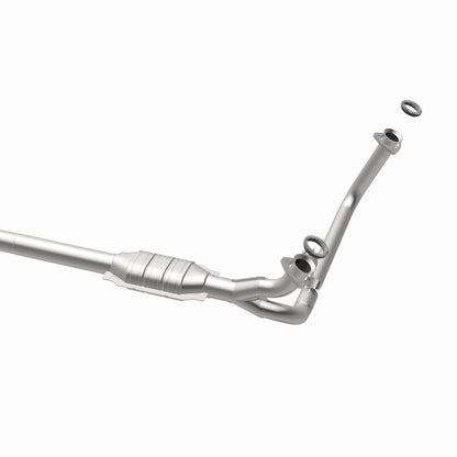 MagnaFlow Standard Grade Federal / EPA Compliant Direct-Fit Catalytic Converter 93109 360 Degree Image Set