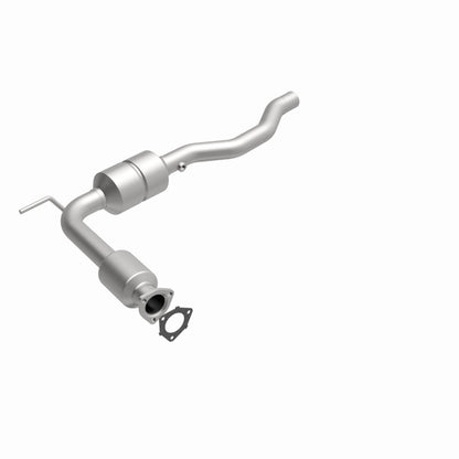 MagnaFlow Volkswagen EuroVan HM Grade Federal / EPA Compliant Direct-Fit Catalytic Converter 23181 360 Degree Image Set