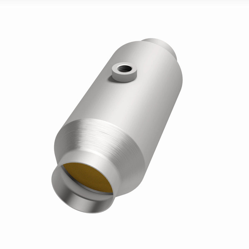 Magnaflow Universal Catalytic Converter 2.5in CA Spun Mid-Bed 4651356 4651356 360 Degree Image Set