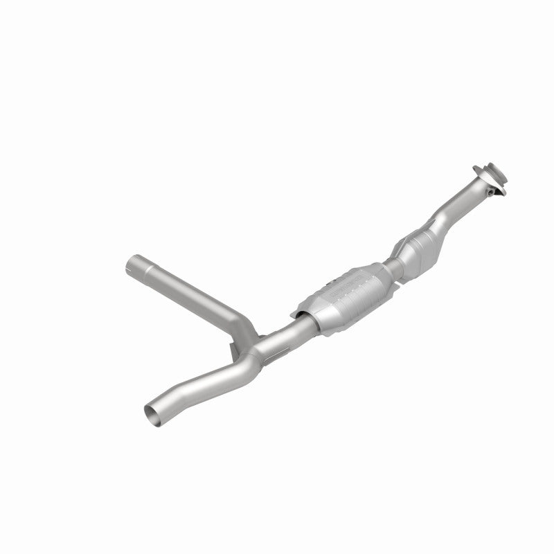 MagnaFlow Ford HM Grade Federal / EPA Compliant Direct-Fit Catalytic Converter 93153 360 Degree Image Set