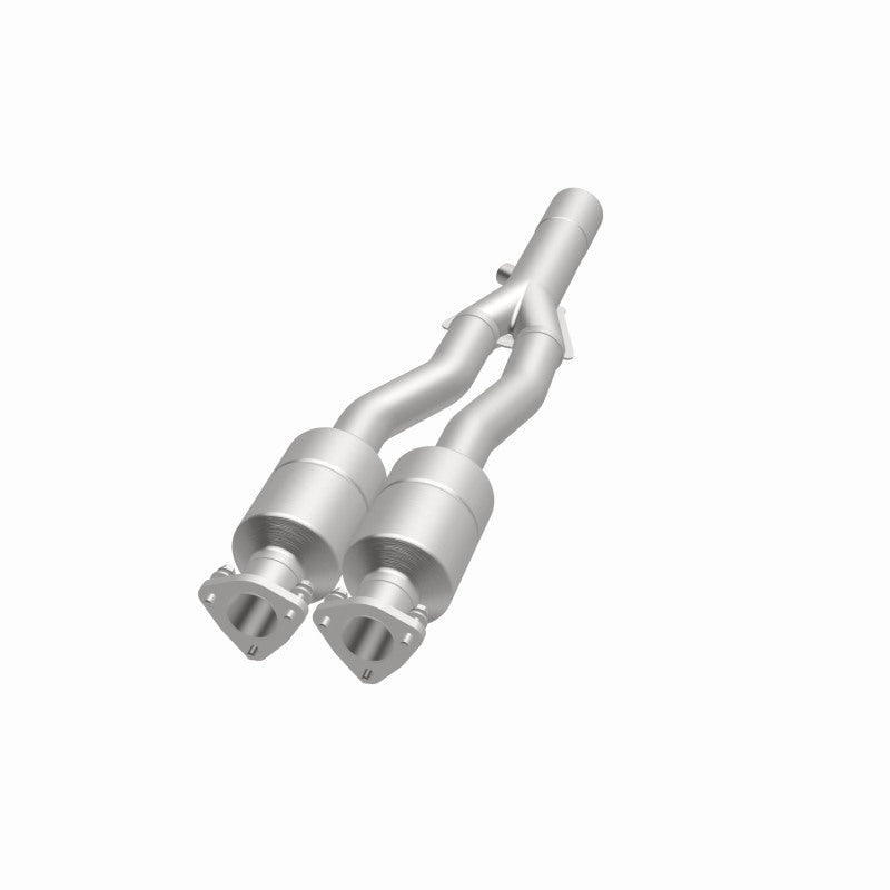 MagnaFlow Audi TT Quattro OEM Grade Federal / EPA Compliant Direct-Fit Catalytic Converter 51123 360 Degree Image Set