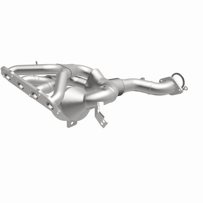 MagnaFlow Mazda OEM Grade Federal / EPA Compliant Manifold Catalytic Converter 22-123 360 Degree Image Set