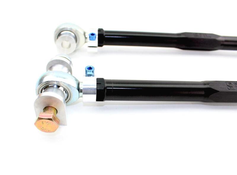 SPL Part BMW F8X Rear Toe Links + Eccentric Lockout SPL RTAEL F8X Photo - out of package