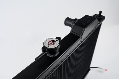 CSF 96-07 Mitsubishi Evo 4/5/6/7/8/9 Full-Slim Radiator w/12in Fan & Shroud/-16AN - Black 7075B 7075B Photo - Close Up