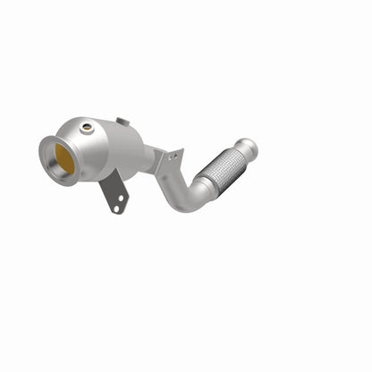 MagnaFlow Mercedes-Benz Metris OEM Grade Federal / EPA Compliant Direct-Fit Catalytic Converter 21-897 360 Degree Image Set