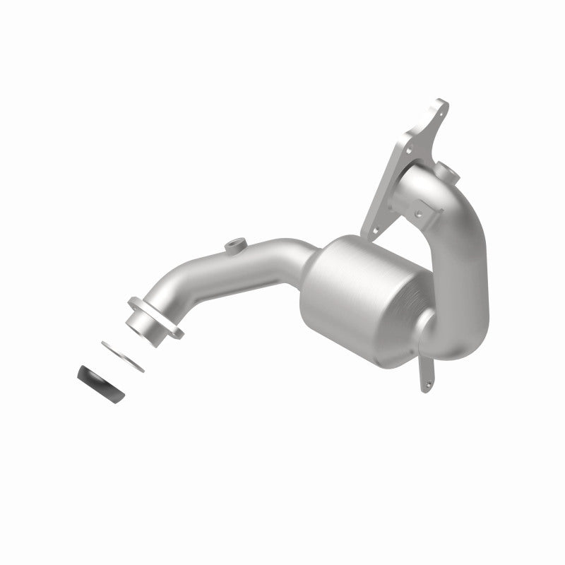 MagnaFlow Nissan Juke OEM Grade Federal / EPA Compliant Direct-Fit Catalytic Converter 52439 360 Degree Image Set