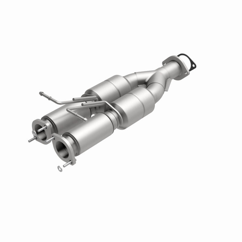 MagnaFlow Volvo XC90 HM Grade Federal / EPA Compliant Direct-Fit Catalytic Converter 24358 360 Degree Image Set