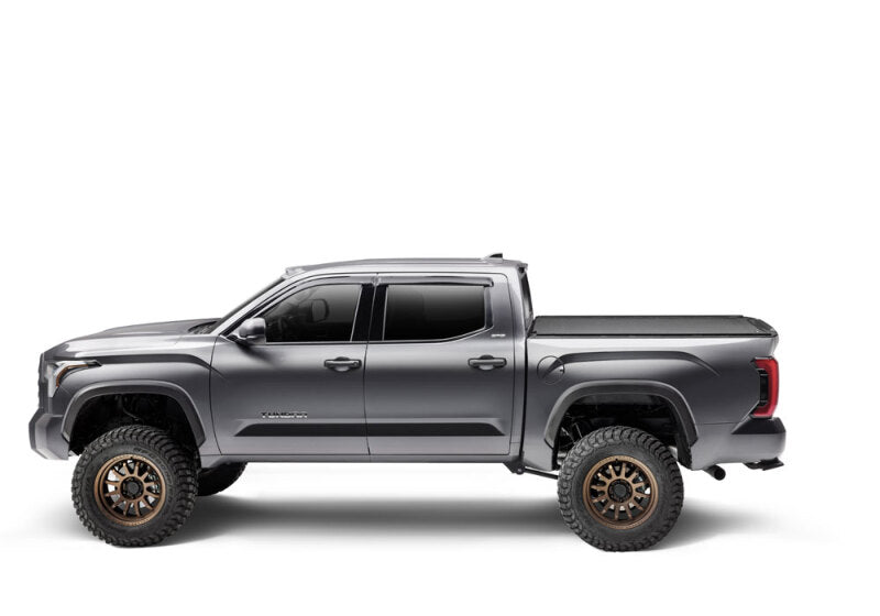 BAK Revolver X4ST Bed Cover 07- TUNDRA 5FT 6IN BED 80409RK 80409RK Photo - Mounted
