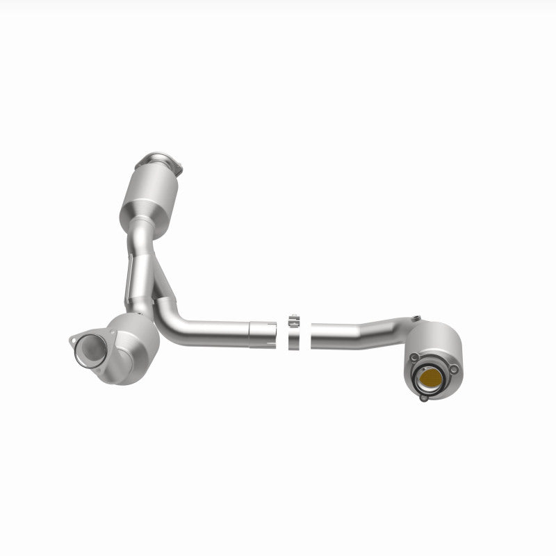 Magnaflow 2021 Chevrolet Express 2500 4.3L Underbody Direct-Fit Catalytic Converter 280429 280429 360 Degree Image Set