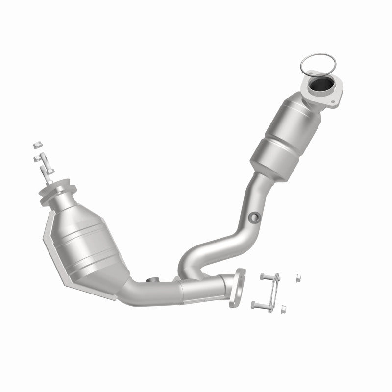MagnaFlow HM Grade Federal / EPA Compliant Direct-Fit Catalytic Converter 25208 360 Degree Image Set