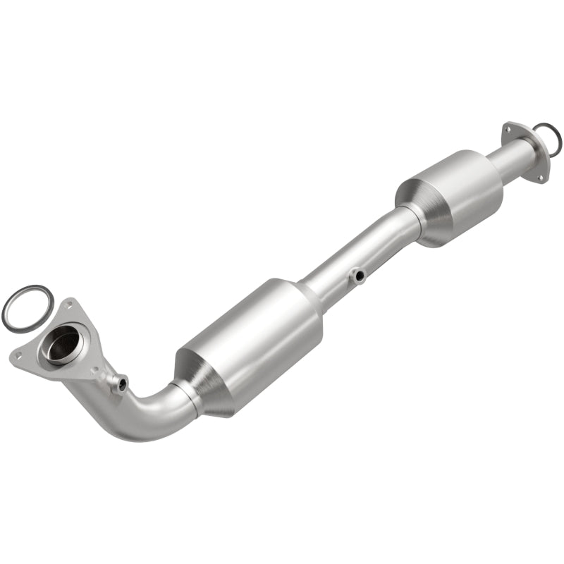 MagnaFlow Toyota California Grade CARB Compliant Direct-Fit Catalytic Converter 5582630 Photo - Primary